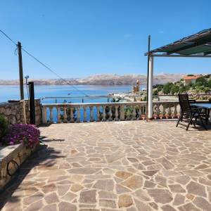 Apartmani Karlobag