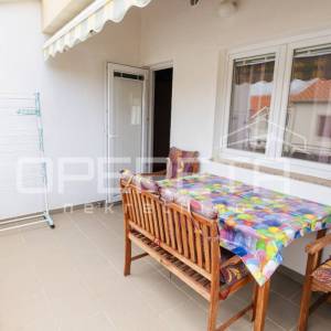 Apartmanska kuća uz more – bez troška vode i struje!