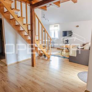 Apartmanska kuća uz more – bez troška vode i struje!