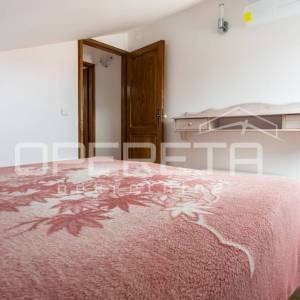 Apartmanska kuća uz more – bez troška vode i struje!