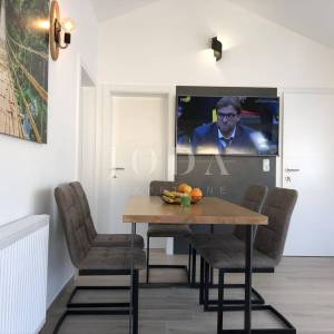 Apartmanska vila sa 8 apartmana 