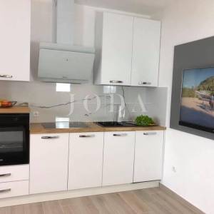 Apartmanska vila sa 8 apartmana 