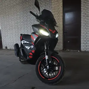 Aprilia SR  GT 200 REPLICA