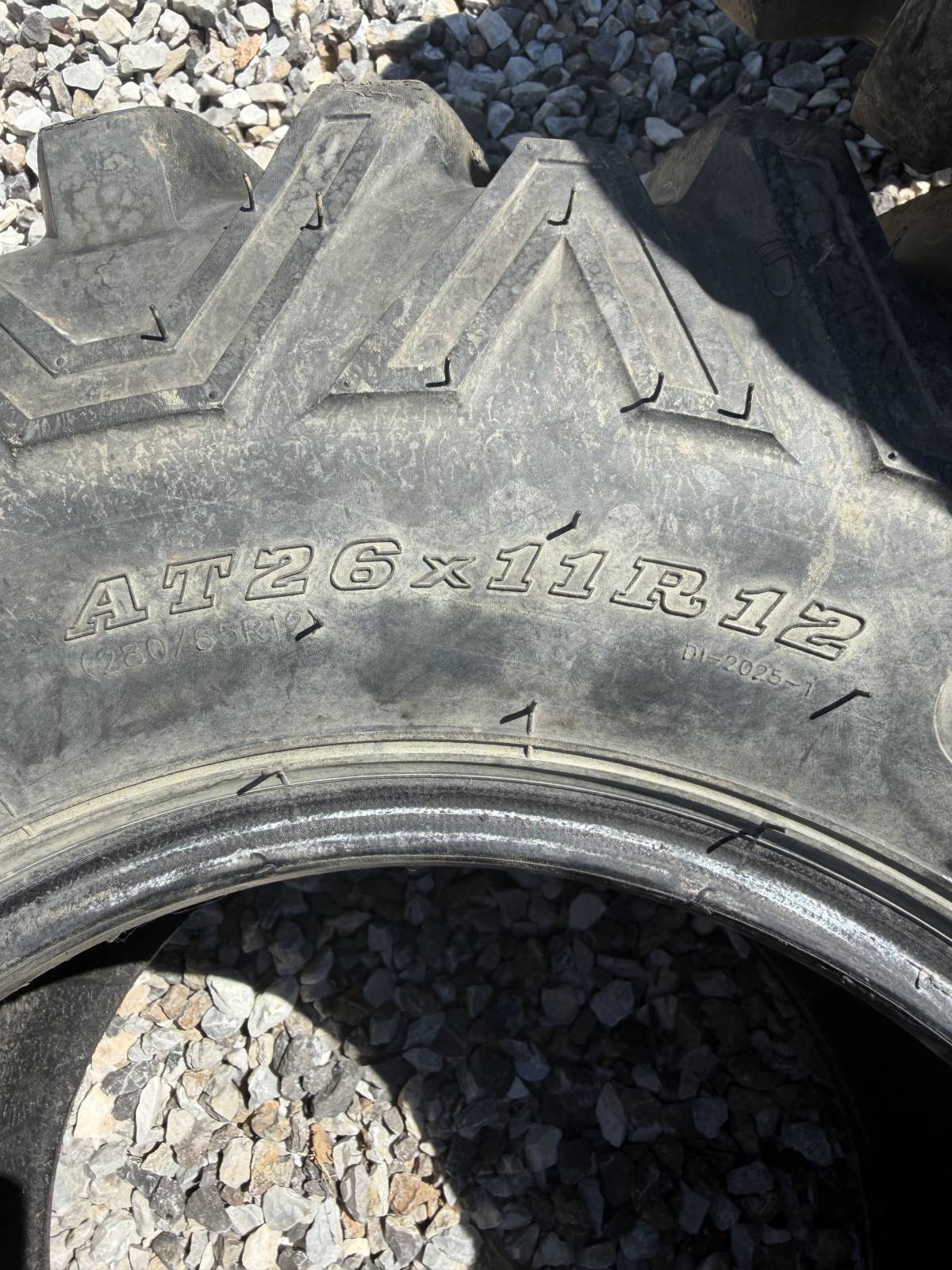 AT26x9R12 i AT26x11 R12