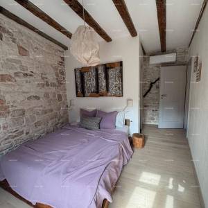 Bale – potpuno renovirana kamena kuća u centru, 116 m²