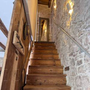 Bale – potpuno renovirana kamena kuća u centru, 116 m²