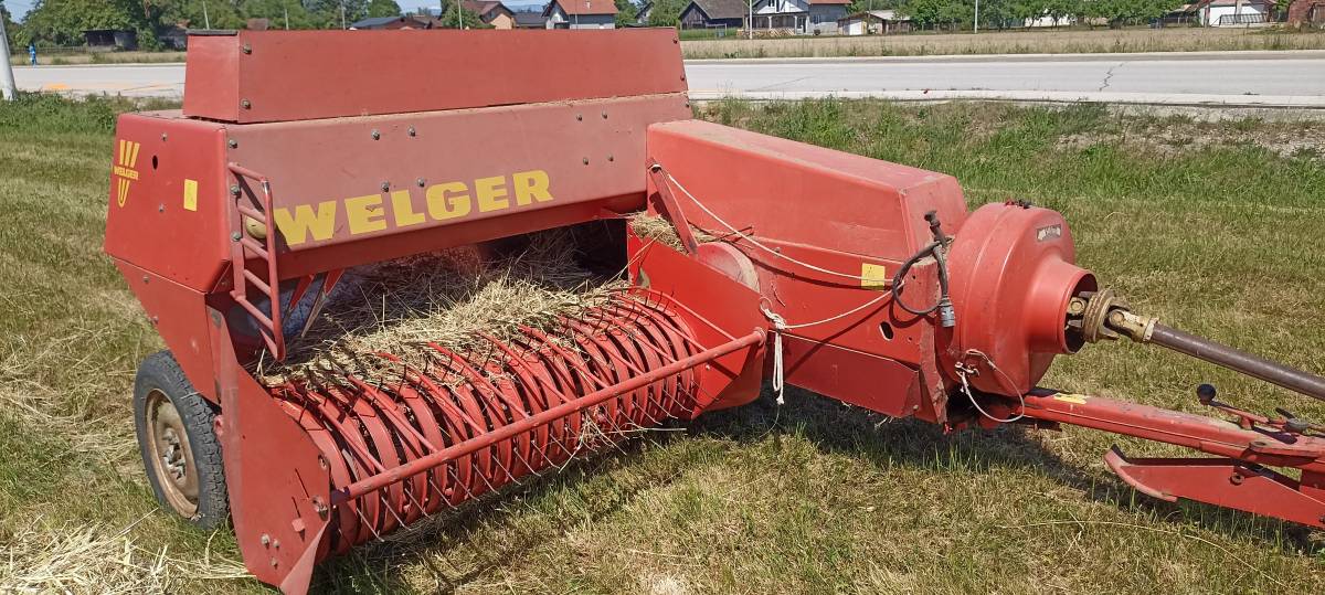 BALIRKA WELGER AP 42, ZA KOCKASTE BALE