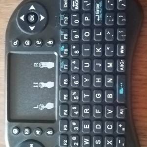 Bežična usb touch-tipkovnica