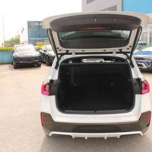 BMW X1 xDrive 23i M-paket AUTOMATIK *HEAD UP,LED,NAVIGACIJA,KAMERA*