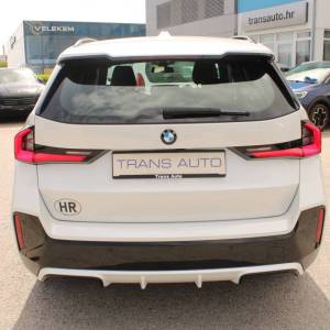 BMW X1 xDrive 23i M-paket AUTOMATIK *HEAD UP,LED,NAVIGACIJA,KAMERA*