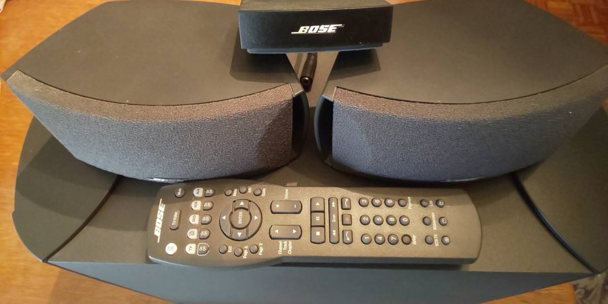 BOSE CineMate digital home cinema speaker system