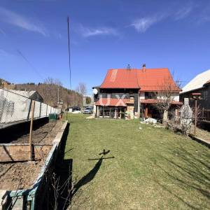 BRESTOVA DRAGA - dvojna kuća 3S + DB s terasom, dvorištem i oranicom