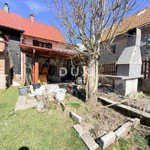 BRESTOVA DRAGA - dvojna kuća 3S + DB s terasom, dvorištem i oranicom