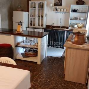 BREZOVICA/11.000 m², KUĆA S UPORABNOM I POTOK UZ PARCELU
