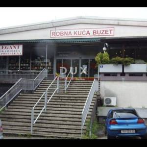 BUZET, CENTAR - Poslovni objekt u centru + veliki parking