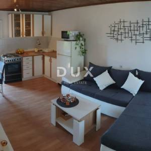 ČAVLE, CERNIK - 1S+DB, 50m2 stana+50m2 konoba, blizu centra sa 1 parkirnim mjestom 