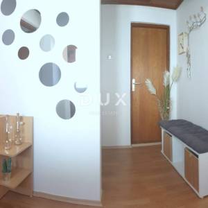ČAVLE, CERNIK - 1S+DB, 50m2 stana+50m2 konoba, blizu centra sa 1 parkirnim mjestom 