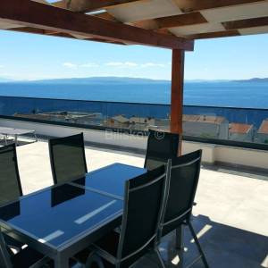 Čiovo, Penthouse s panoramskim pogledom na more, prodaja