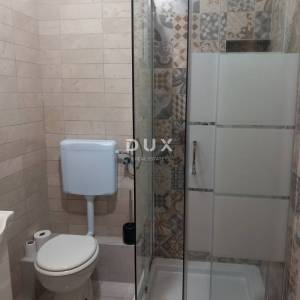 CRIKVENICA, BELGRAD - dva apartmana s pogledom na more + dvorište + kuća za adaptaciju! PRILIKA!!!