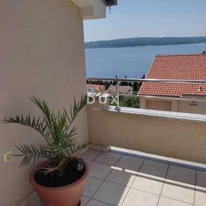 CRIKVENICA, DRAMALJ - Moderan stan s pogledom na more, 400 m od mora