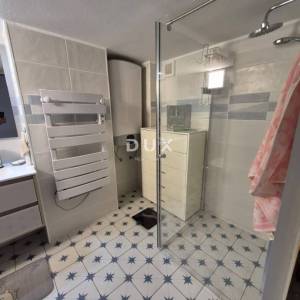 CRIKVENICA, DRAMALJ - primorska kuća blizu mora 150 m2, snižena cijena! Prilika!