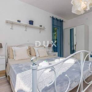 CRIKVENICA, GRIŽANE - Elegantna vila s grijanim bazenom i gostinjskom kućicom nadomak Crikvenice