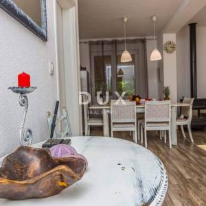 CRIKVENICA, GRIŽANE - Elegantna vila s grijanim bazenom i gostinjskom kućicom nadomak Crikvenice