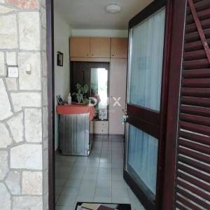 CRIKVENICA, GRIŽANE - lijepa samostojeća kuća na mirnoj lokaciji