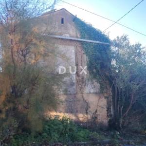 CRIKVENICA, GRIŽANE - samostojeća kuća s pogledom na more + dvorište! PRILIKA!
