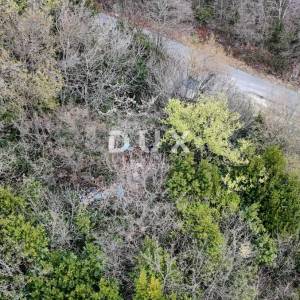 CRIKVENICA - HITNO – RIJETKO NA TRŽIŠTU! - 800 m² zemljišta s kućom