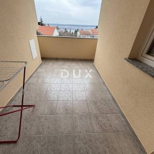 CRIKVENICA, JADRANOVO - Funkcionalna kuća sa 4 stambene jedinice