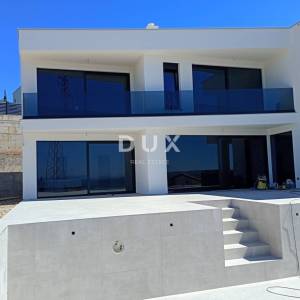 CRIKVENICA - Novogradnja, luksuzna kuća neto 340 m2!