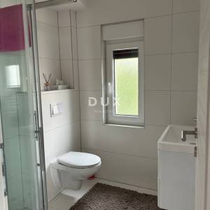 CRIKVENICA - Penthouse s bazenom, 100 m² terase i panoramskim pogledom na more