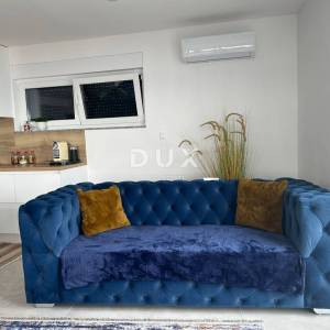 CRIKVENICA - Penthouse s bazenom, 100 m² terase i panoramskim pogledom na more
