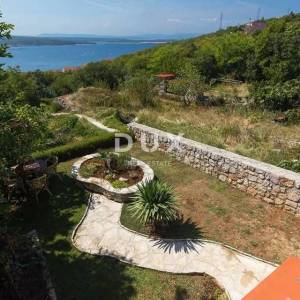 CRIKVENICA - samostojeća kuća s pogledom na more