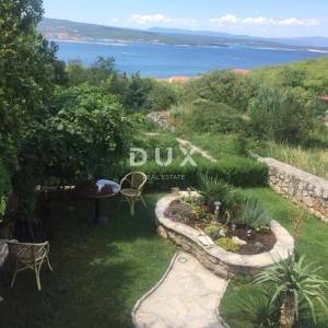 CRIKVENICA - samostojeća kuća s pogledom na more