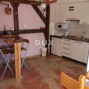 CRIKVENICA - samostojeća kuća s pogledom na more