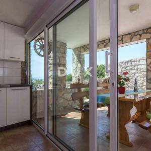 CRIKVENICA - samostojeća kuća s pogledom na more