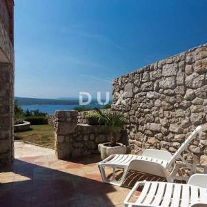 CRIKVENICA - samostojeća kuća s pogledom na more