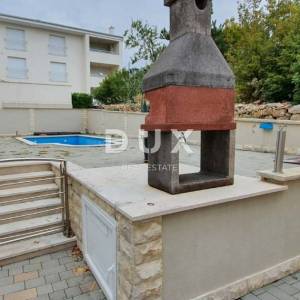 CRIKVENICA, SELCE - 2S+DB s parkingom i bazenom