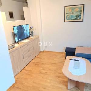 CRIKVENICA, SELCE - Apartman s pogledom na more i parkirnim mjestom