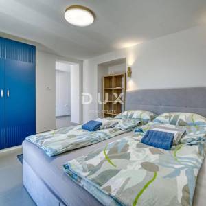 CRIKVENICA, SELCE - Ekskluzivna vila s bazenom na top lokaciji u Selcu – 200 m od mora