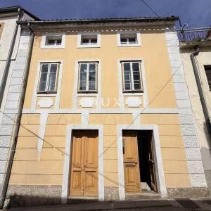 CRIKVENICA, SELCE - kuća na vrhunskoj lokaciji 50m od mora