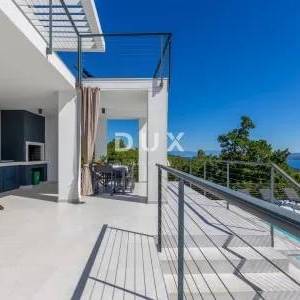 CRIKVENICA, ŠMRIKA - Luksuzna vila s bazenom i predivnim pogledom na more