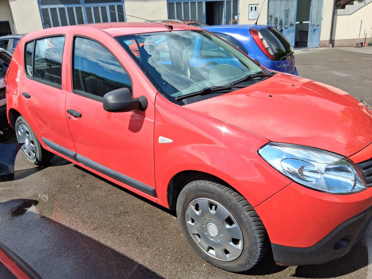 DACIA SANDERO 1,4 MPI