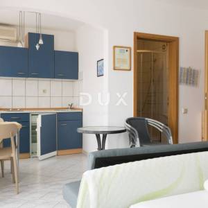 DALMACIJA, VODICE - Apartmanska kuća "Villa Lavanda" 