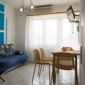 DALMACIJA, VODICE - Apartmanska kuća "Villa Lavanda" 
