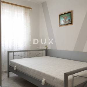 DALMACIJA, VODICE - Apartmanska kuća "Villa Lavanda" 