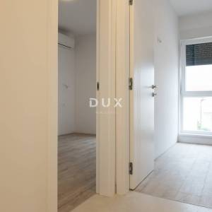 DALMACIJA, VODICE - Ekskluzivni penthouse s krovnom terasom od 80 m², 500m od mora