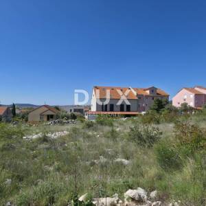 DALMACIJA, VODICE - Građevinsko zemljište D na mirnoj lokaciji